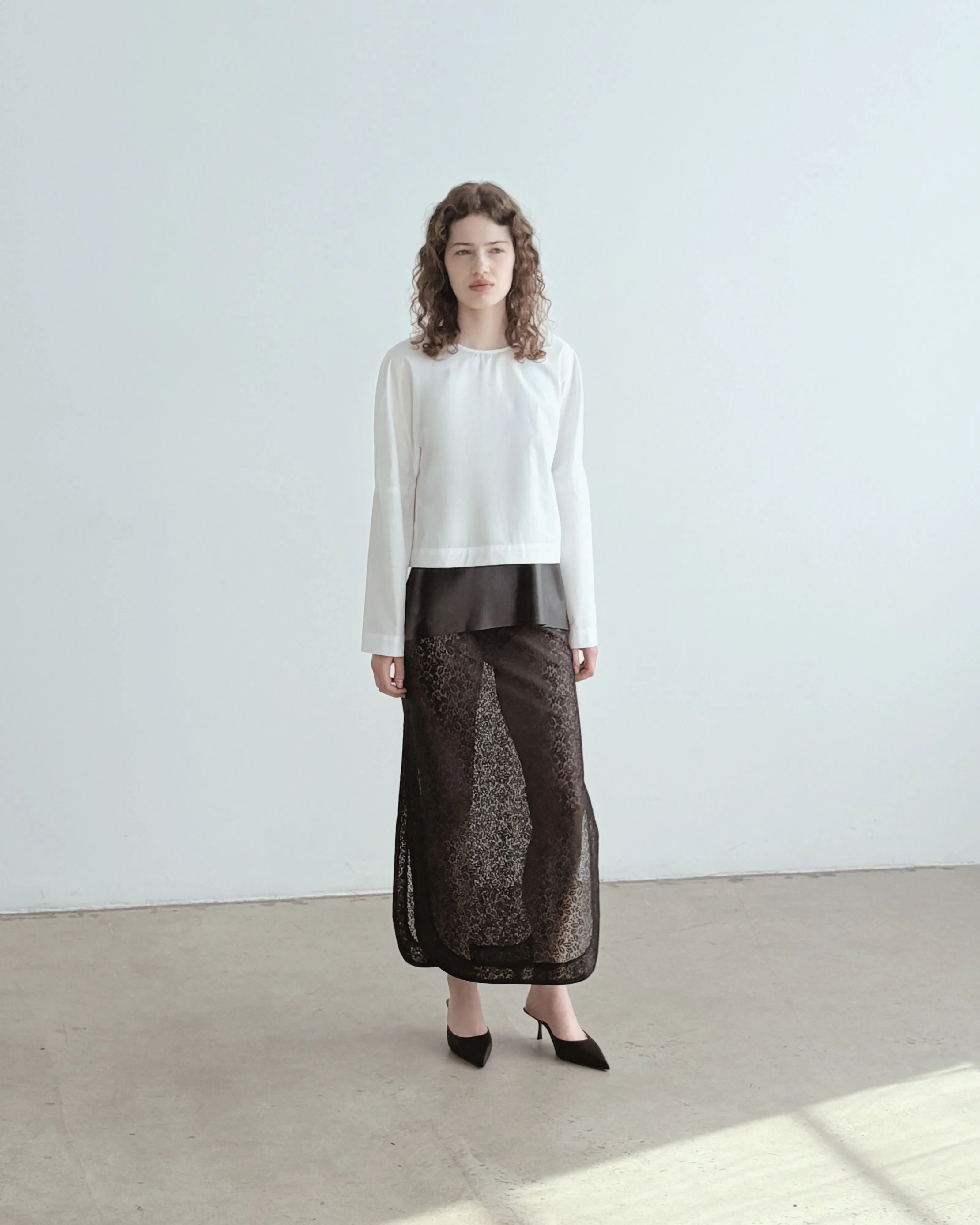 CROP FLARED SLEEVE TOP - WHITE