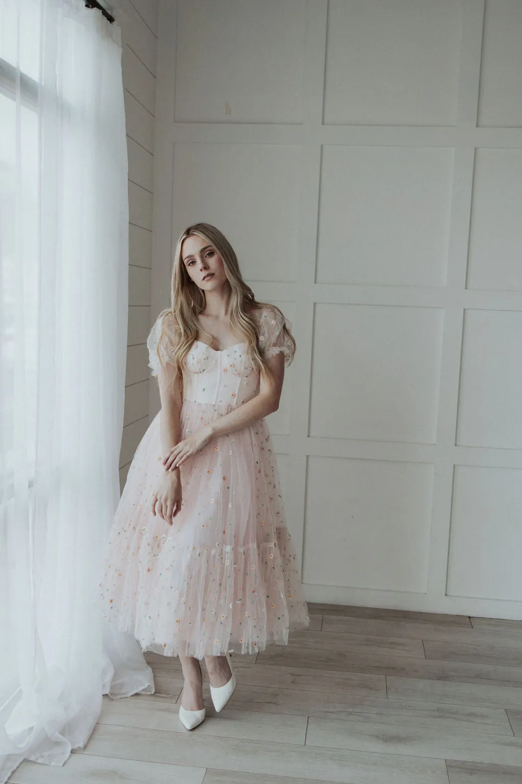 Daisy Dress - Light Pink
