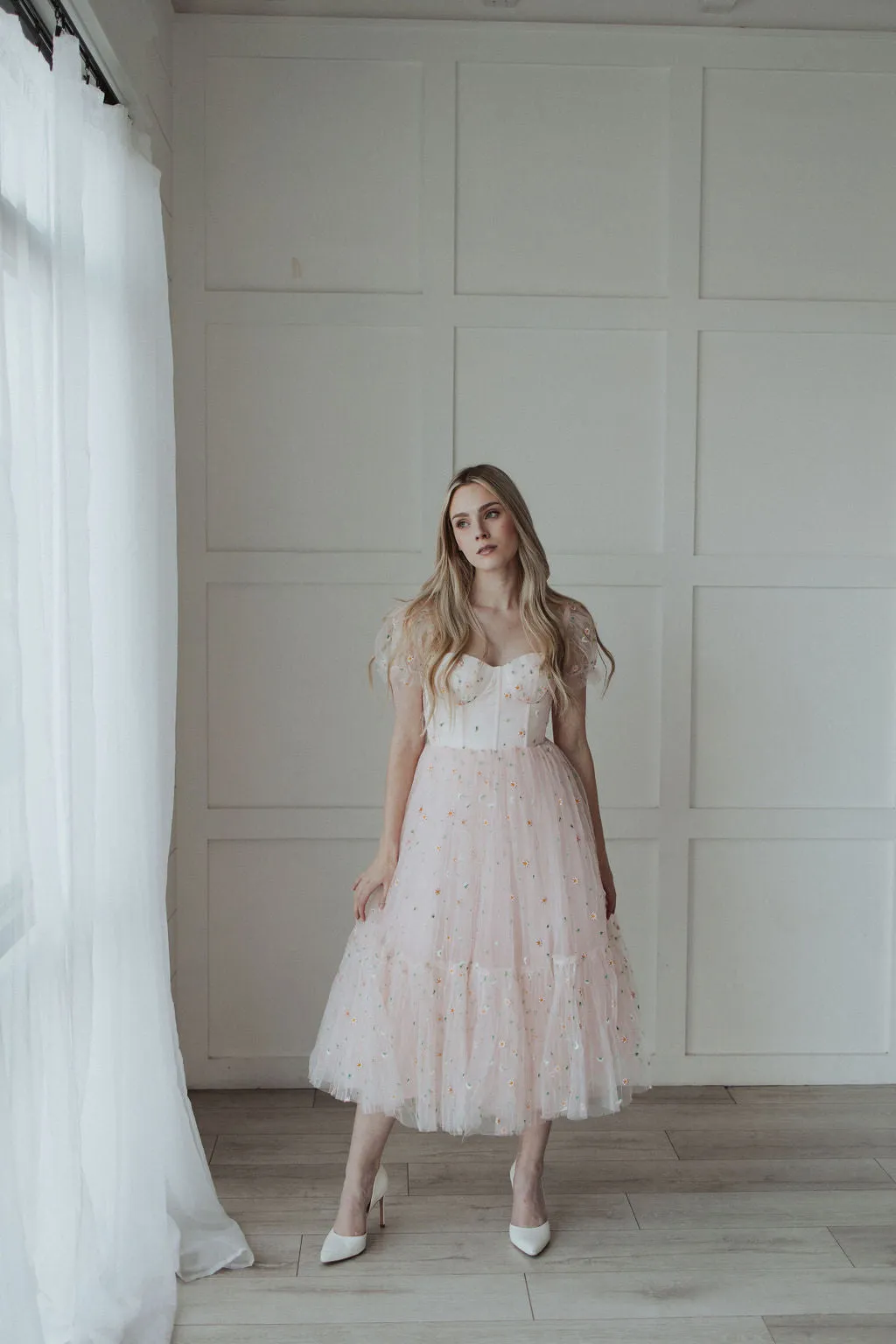 Daisy Dress - Light Pink