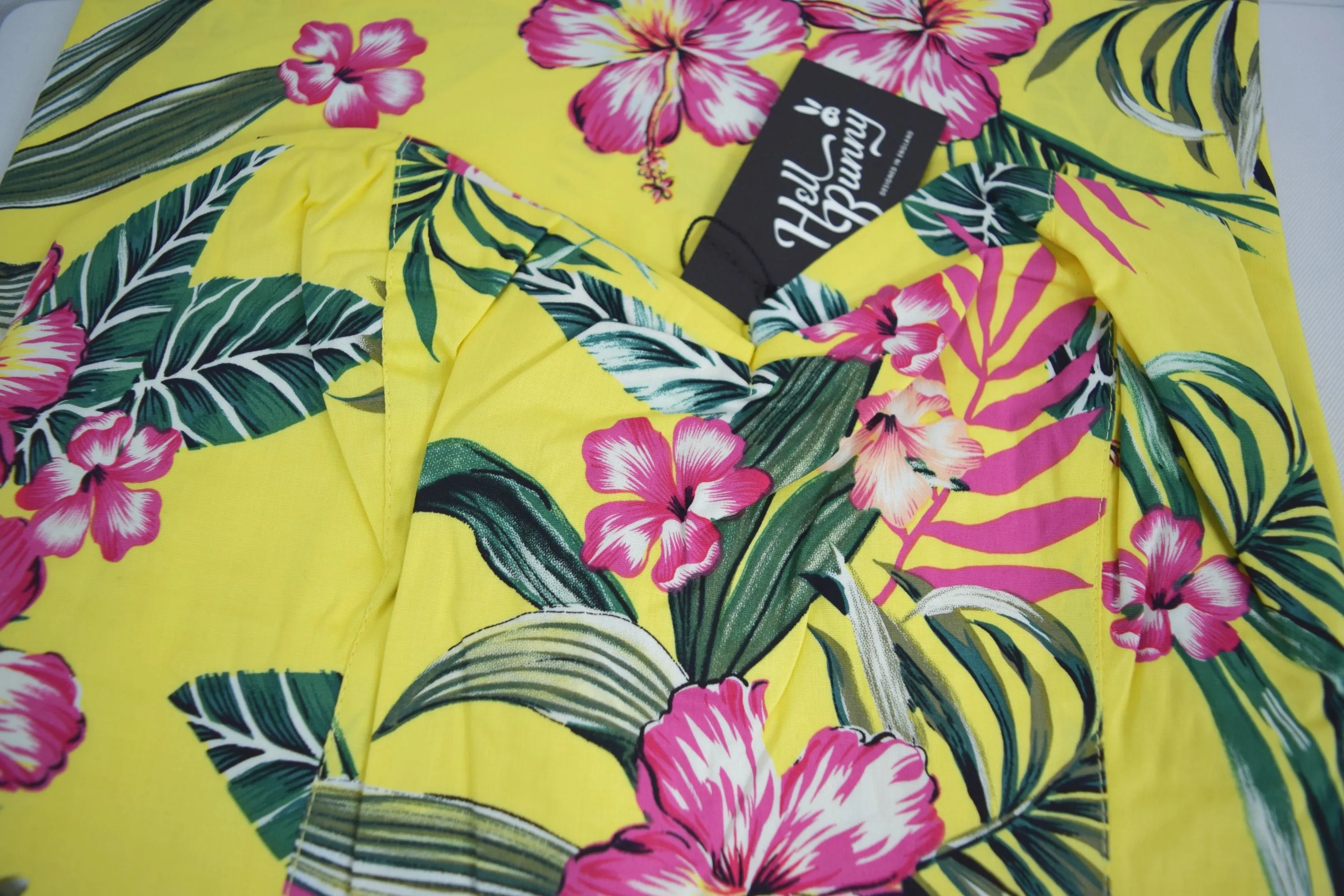 Hell Bunny Tropical Vacation Hawaiian Flower Print Yellow Summer Dress