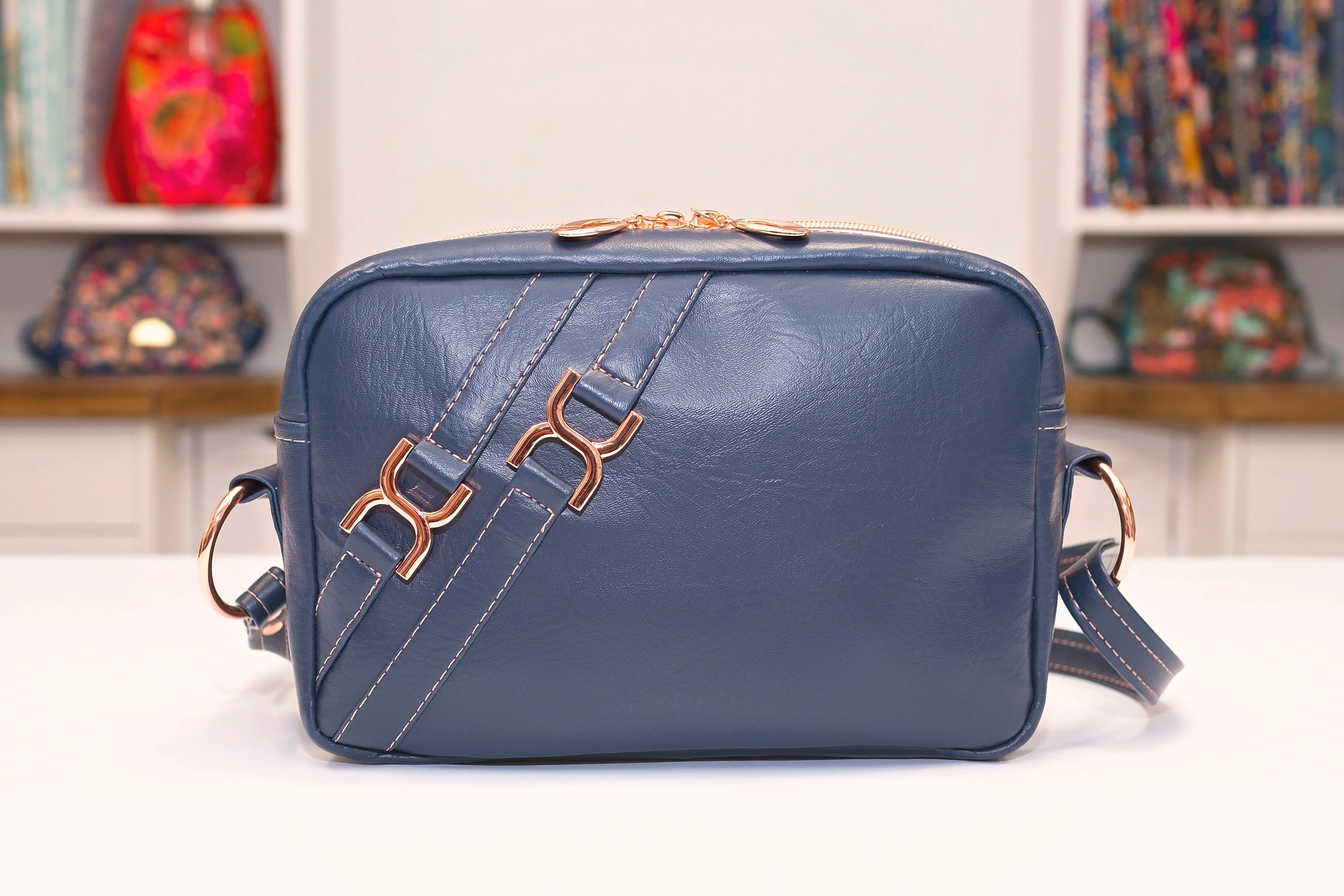 Sewing Pattern with video | The Laverna Crossover