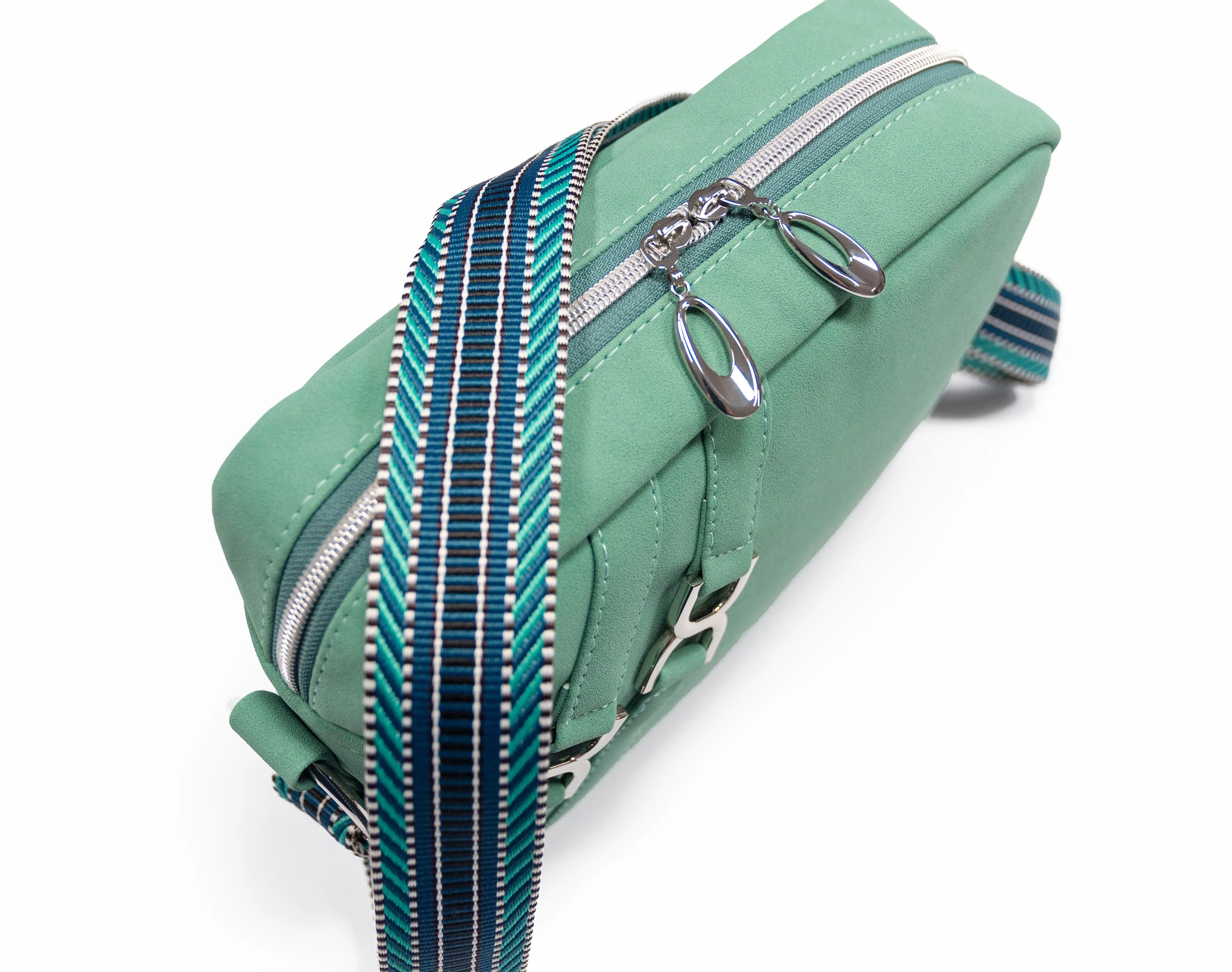 Sewing Pattern with video | The Laverna Crossover