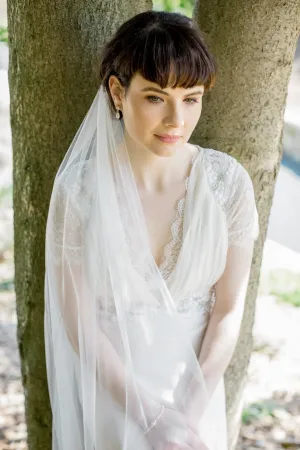 Suki, Tulle Fingertip Single Layer Veil